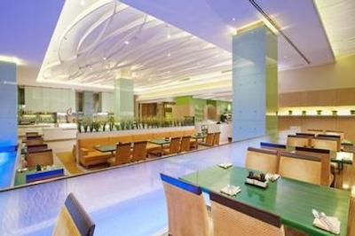 هالیدی این شانگهای پودونگ