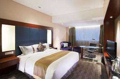 هالیدی این شانگهای پودونگ