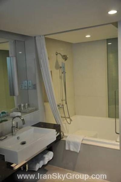 هالیدی این شانگهای پودونگ