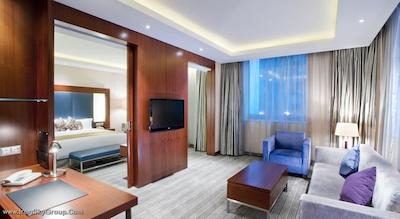 هالیدی این شانگهای پودونگ