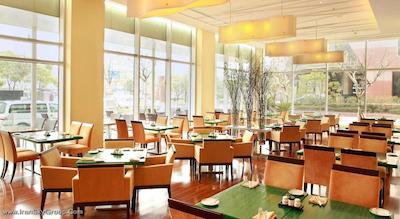 هالیدی این شانگهای پودونگ