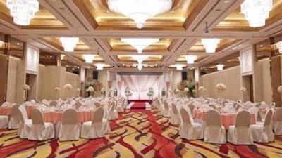 هالیدی این شانگهای پودونگ