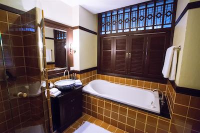 ورا بورا هوا هین ریزرت اند اسپا