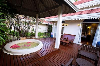 ورا بورا هوا هین ریزرت اند اسپا