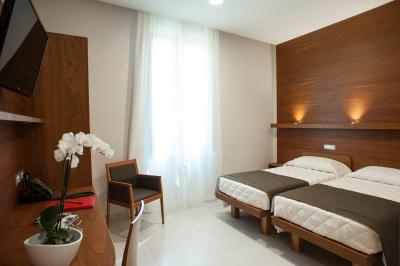 چکین ویلا انجلینا