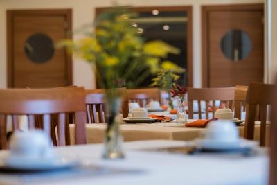 چکین ویلا انجلینا