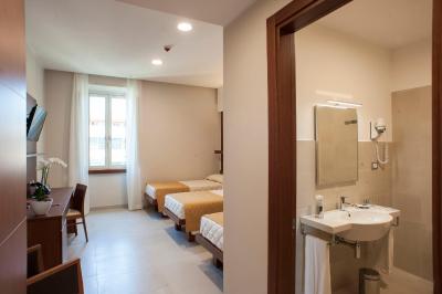 چکین ویلا انجلینا