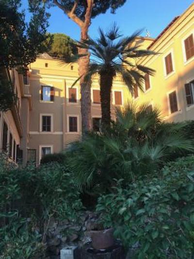 چکین ویلا انجلینا