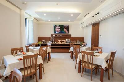 چکین ویلا انجلینا