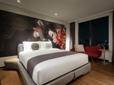 نوتل امباسادر اسئوول ینگسان-اسئوول دراگون سیتی