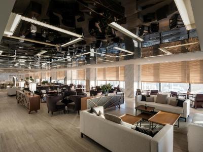 نوتل امباسادر اسئوول ینگسان-اسئوول دراگون سیتی