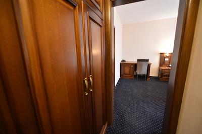 نبلس بوتیک هتل