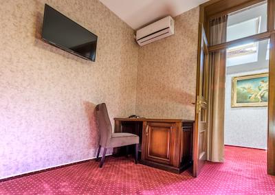 نبلس بوتیک هتل