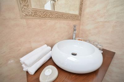 نبلس بوتیک هتل