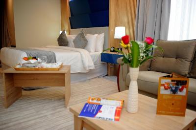 ال مانسور سوئیتس هتل