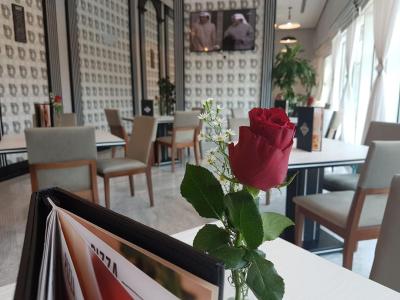 ال مانسور سوئیتس هتل