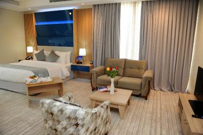 ال مانسور سوئیتس هتل