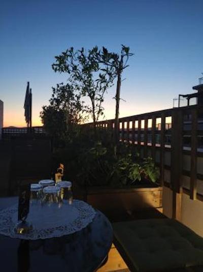 بی مای گست آتن