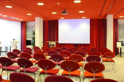 تپ کونتریلین هتل رد ام استراند