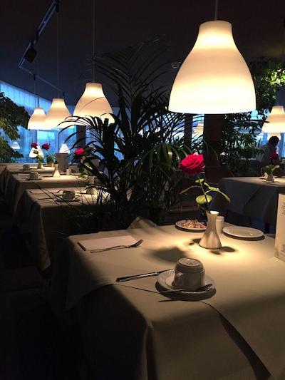 تپ کونتریلین هتل رد ام استراند