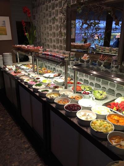 تپ کونتریلین هتل رد ام استراند