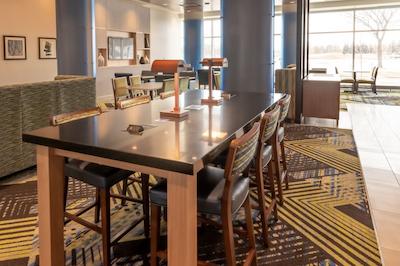 هلید این اکسپرز ساسکاتون ایست-ونیورسیتی