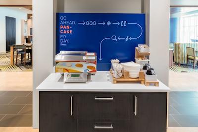 هلید این اکسپرز ساسکاتون ایست-ونیورسیتی