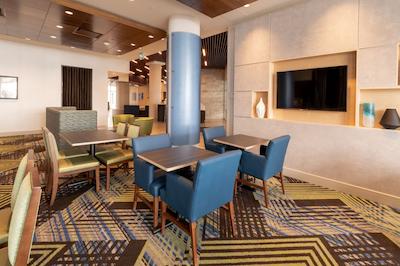 هلید این اکسپرز ساسکاتون ایست-ونیورسیتی