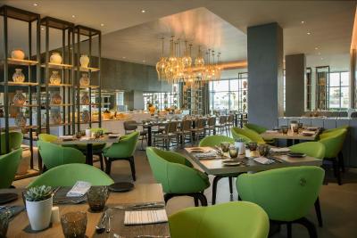 نووتل موسکات ایرپورت