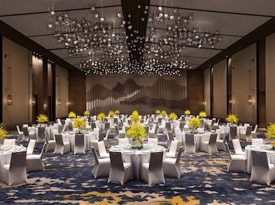 شنزهن ماریت هتل گولدن ب