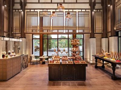 شنزهن ماریت هتل گولدن ب