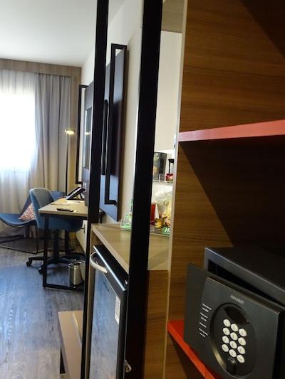 نوتل سُرکابا