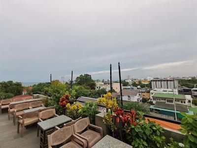 لرتنیمیت بوتیک هتل