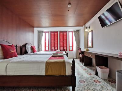 لرتنیمیت بوتیک هتل