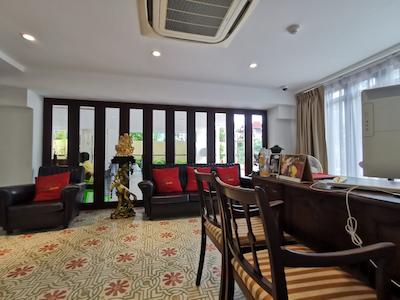 لرتنیمیت بوتیک هتل