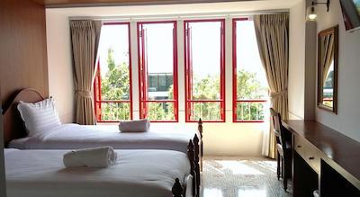 لرتنیمیت بوتیک هتل