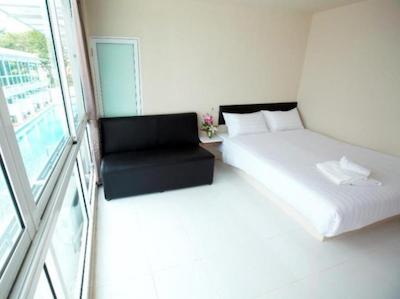 پول ویلا @ دونموانگ