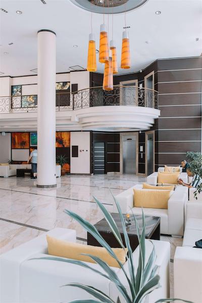 بست وسترن پلاس بل