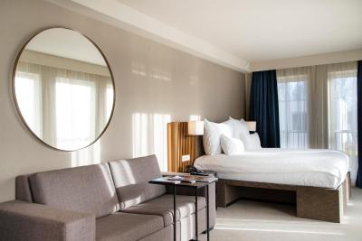 پستانا امستردام ریورسید