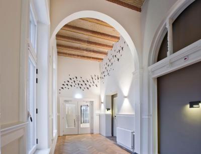 پستانا امستردام ریورسید