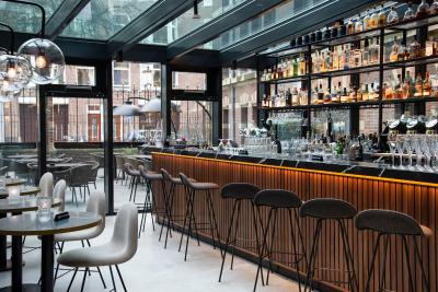 پستانا امستردام ریورسید