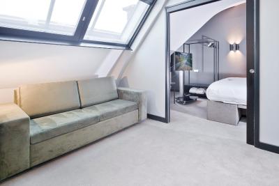 پستانا امستردام ریورسید