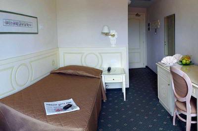 گراند هتل بنانو