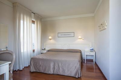 گراند هتل بنانو