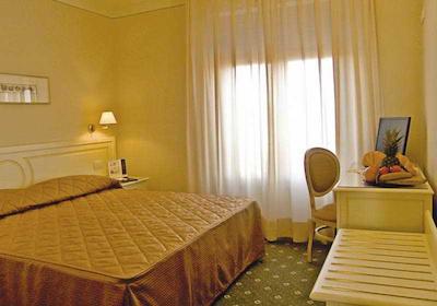 گراند هتل بنانو