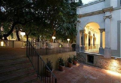 پتیت پالاس بکرا گاردن