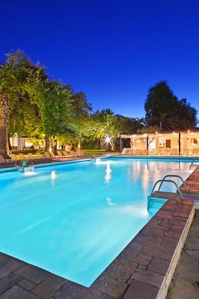 لانگ بیچ ریزورت هتل اند اسپا