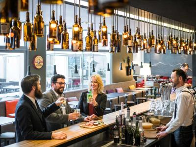 نوتل لیل سنتر گارز