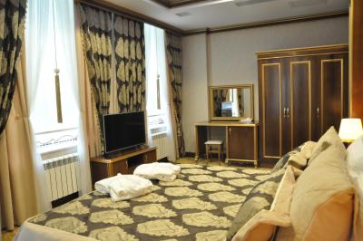 جوی هتل اند اسپا