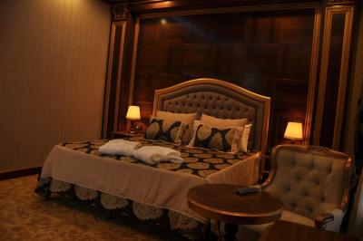 جوی هتل اند اسپا